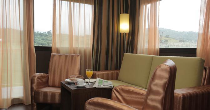 Complejo Leo 24H Hotel โมเนสเตริโอ ห้อง รูปภาพ